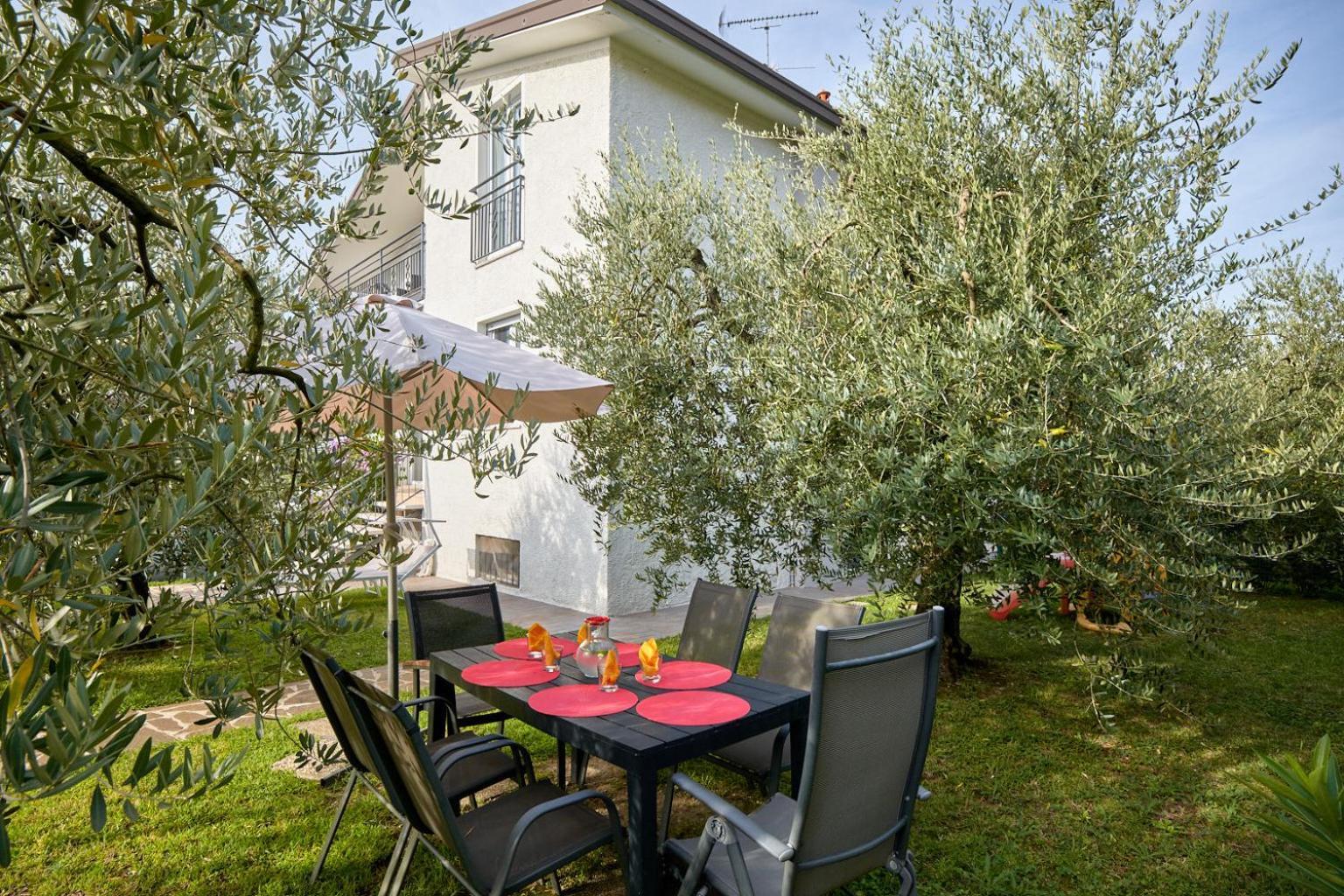 App. Mimosa Minerva Holiday Home Манерба-дель-Гарда Экстерьер фото